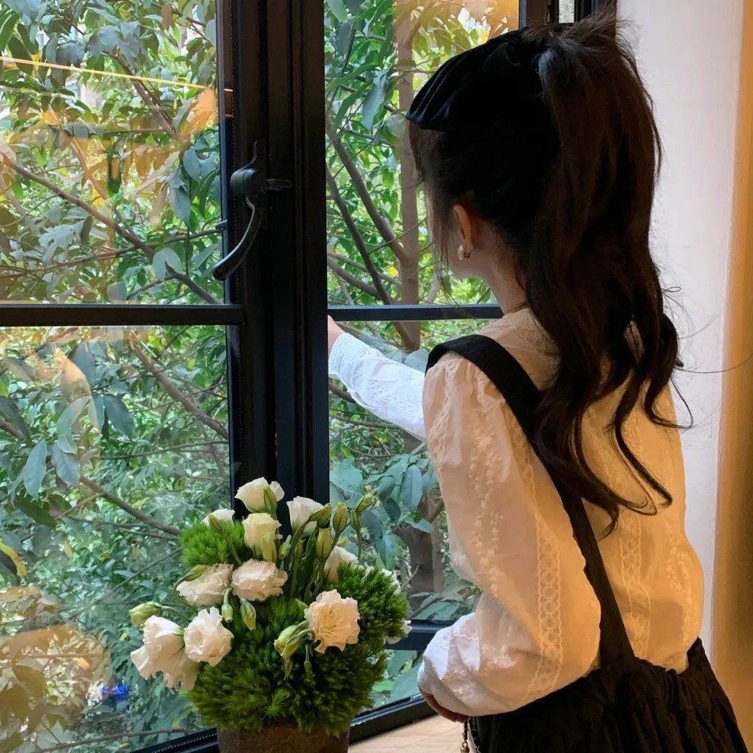爬墙新娘年十八。